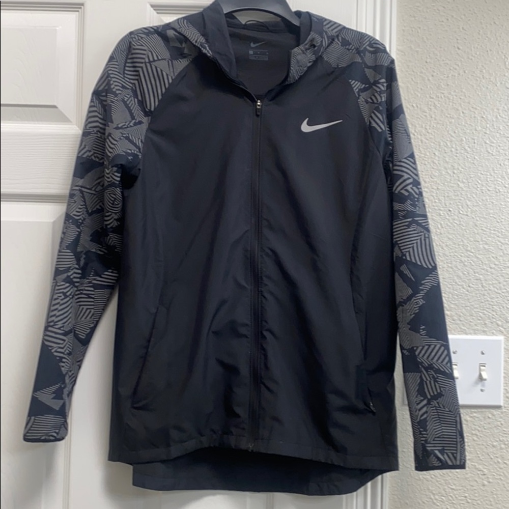 Nike super light weight runners jacket